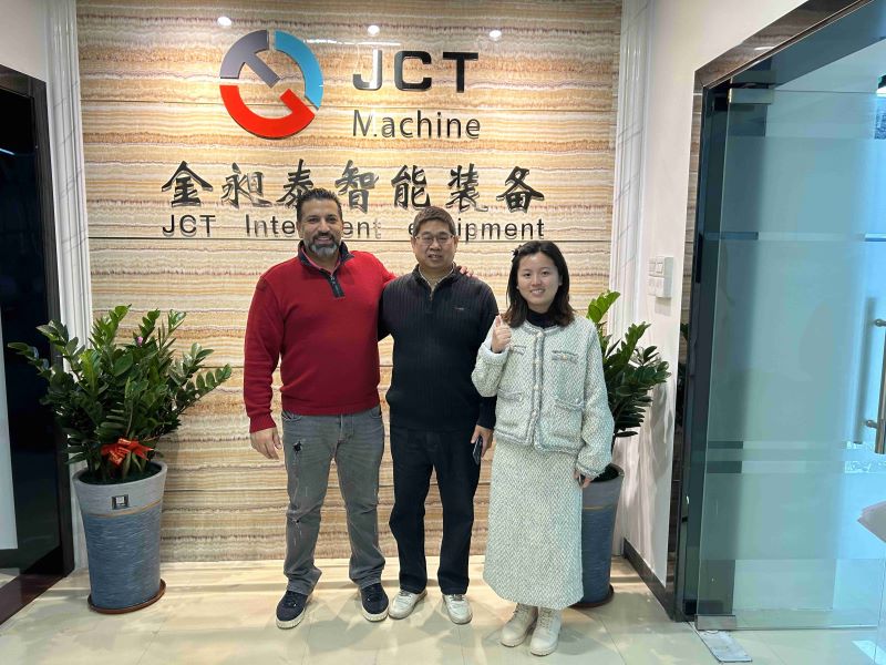 Uruguay Customer Testimonials with Vertical Kneader