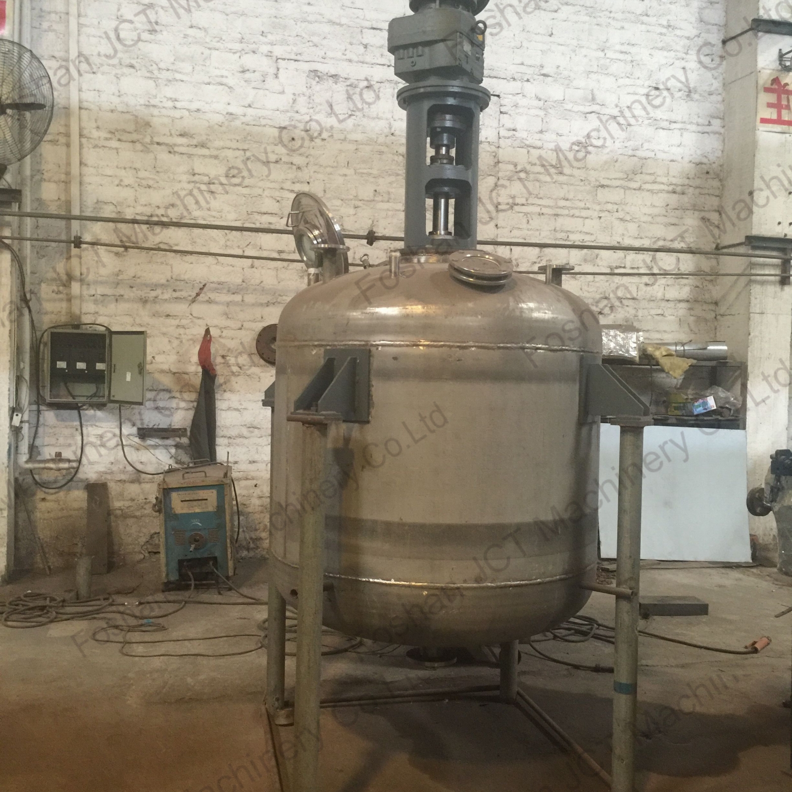 How about autoclave reactor vessel design?