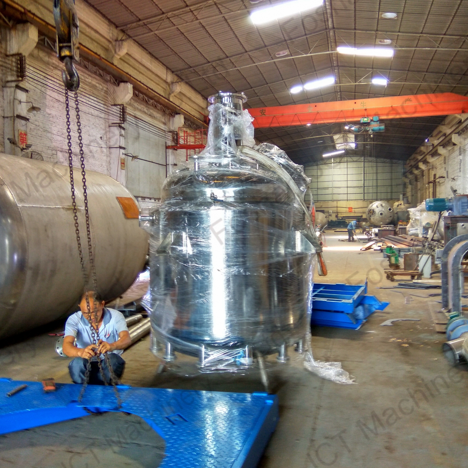 stainless steel tank