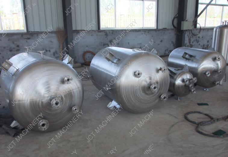 stainless steel holding tanks