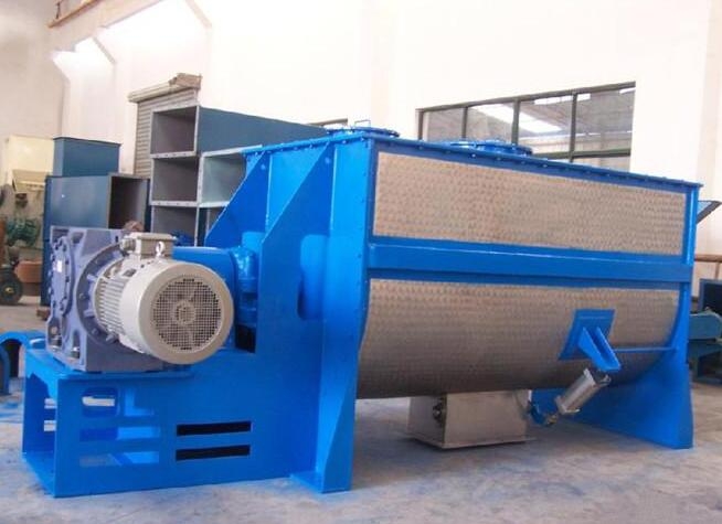 animal feed mixer